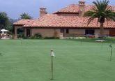 house-putting-green