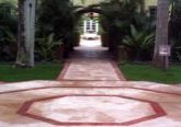 walkway-greenery